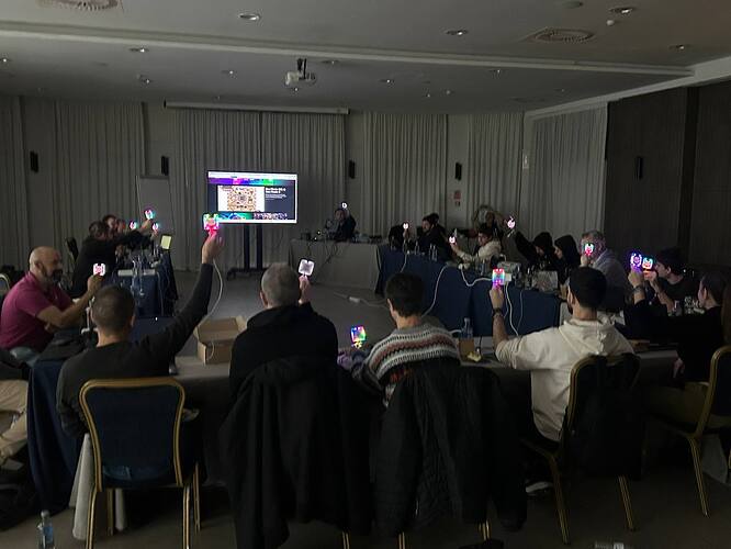 photo_5881836839067389023_y